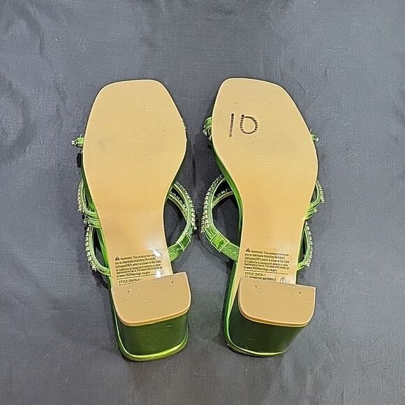 BRAND NEW UNILODY MULTI-STRAP SLIP-ON SQUARE TOE BLOCK  HEEL SANDAL - Picture 13 of 16